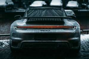 Porsche raportează pierderi de 1,1 miliarde de dolari în trimestrul al treilea
